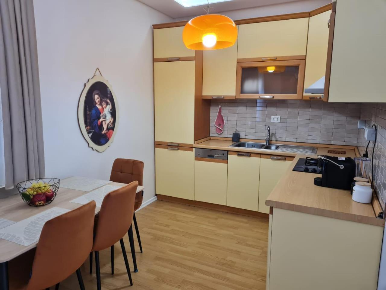 Sara-El Seaside Apartment ドゥラス エクステリア 写真